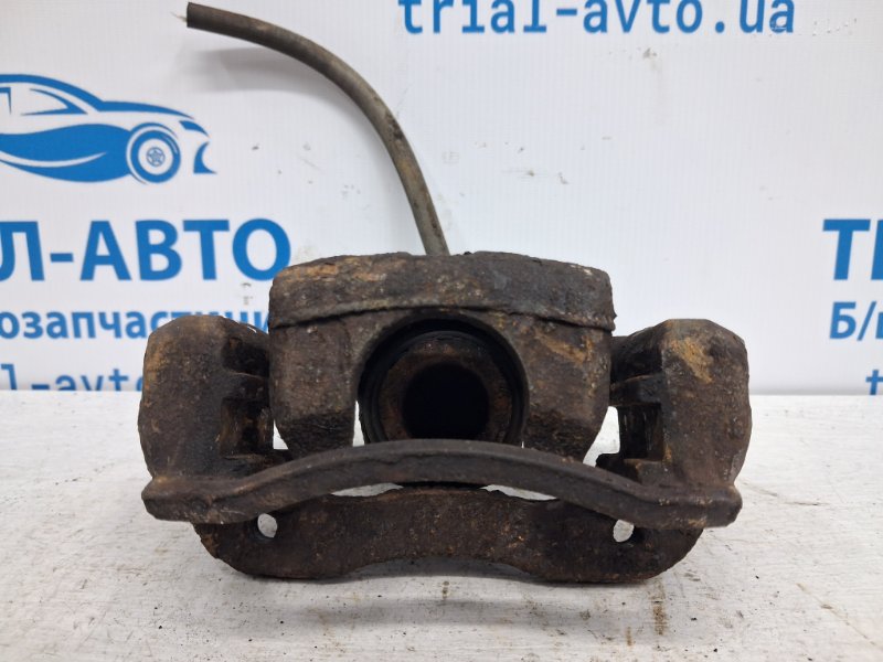 Суппорт задний левый Korando 2010-2019 C200 2.0 diesel D20Dt