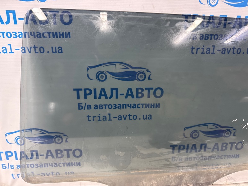 Стекло двери заднее левое Outlander 2003-2006 cu 2.4 бензин 4G69