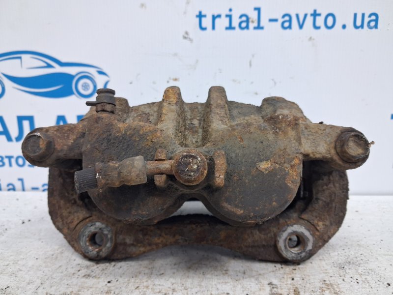 Суппорт передний левый SsangYong Korando C200 2.0 diesel D20Dt