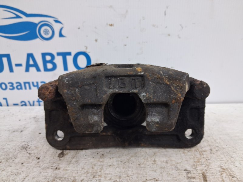 Суппорт задний правый Pajero Wagon 1999-2006 3 3.2 Дизель 4M41