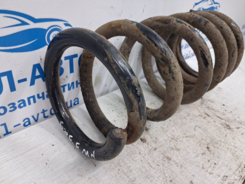 Пружина задняя Pajero Wagon 1999-2006 3 3.2 Дизель 4M41