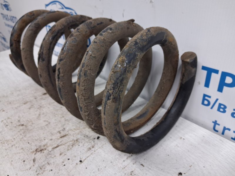 Пружина задняя Mitsubishi Pajero Wagon 3 3.2 Дизель 4M41