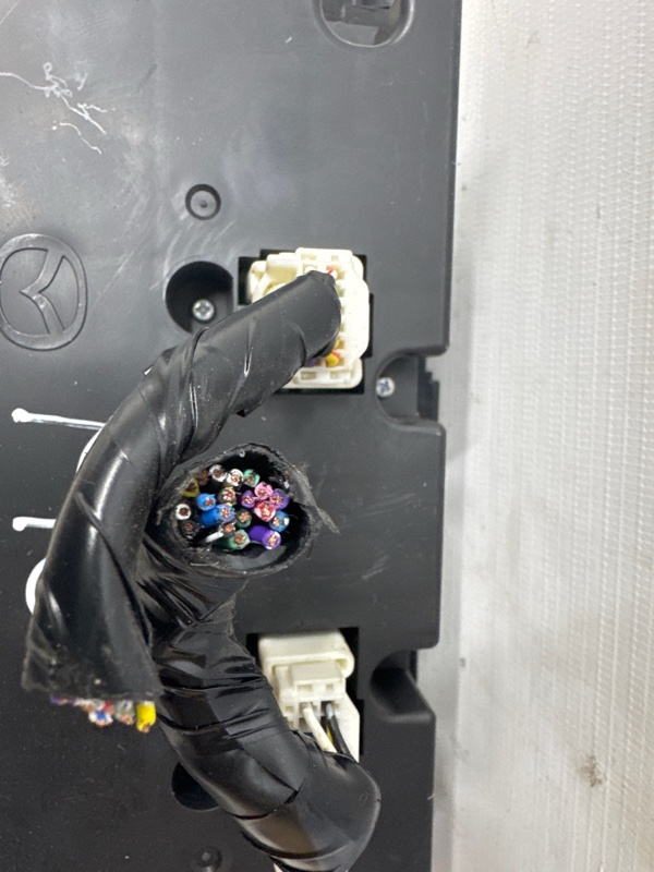 Блок управления климат-контролем 6 2007-2013 GH 2.5 бензин L5-VE