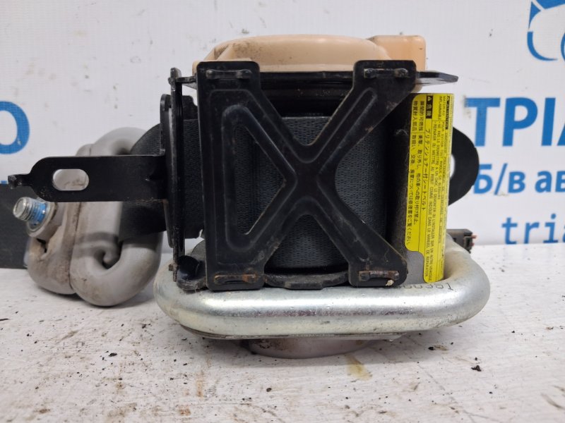 Ремень безопасности передний правый Mitsubishi Outlander cu 2.4 бензин 4G69