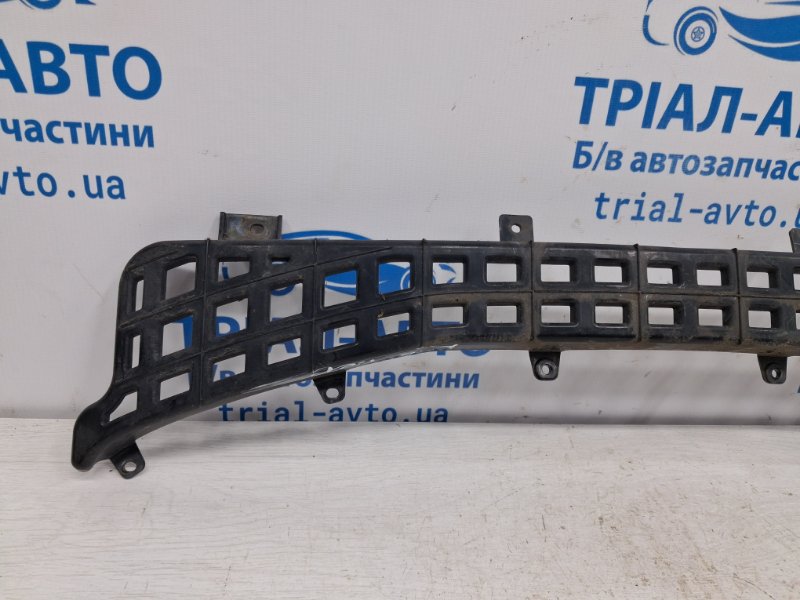 Кронштейн бампера передний Korando 2010-2019 C200 2.0 diesel D20Dt