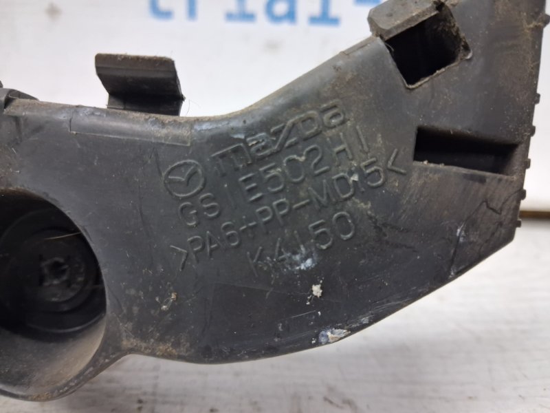 Кронштейн бампера задний правый 6 2007-2013 GH 2.5 бензин L5-VE