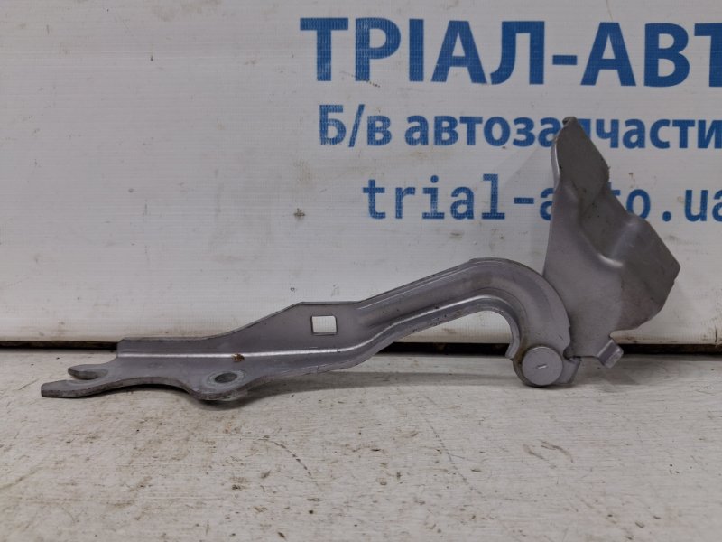 Петля капота левая Mazda 6 2007-2013 GH 2.5 бензин L5-VE GS1D52420 Б/У