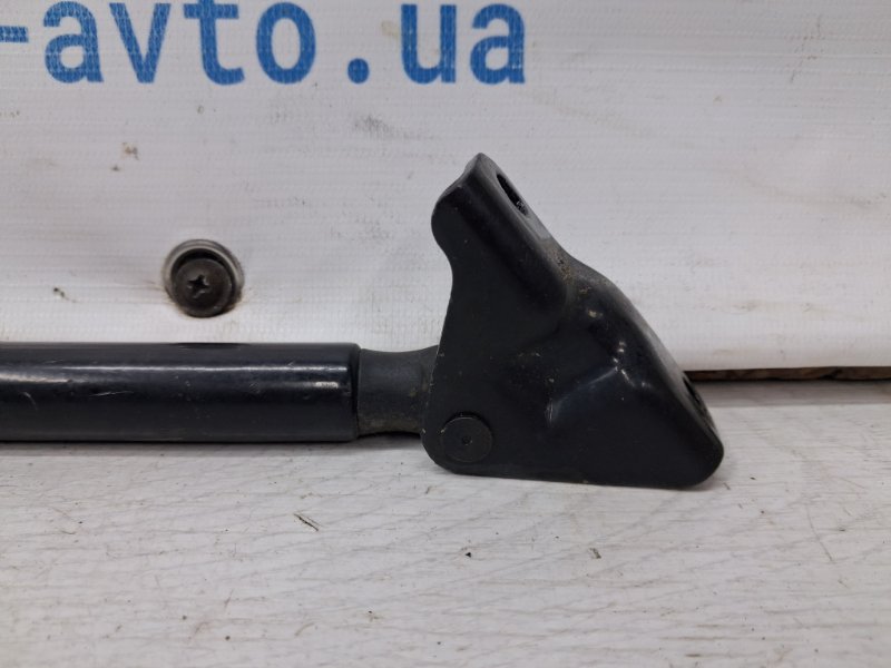 Амортизатор крышки багажника Hyundai IX35 LM 1.7 diesel D4FD