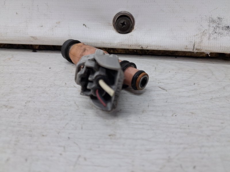 Форсунка топливная Toyota Camry XV30 3.0 Бензин 1MZFE