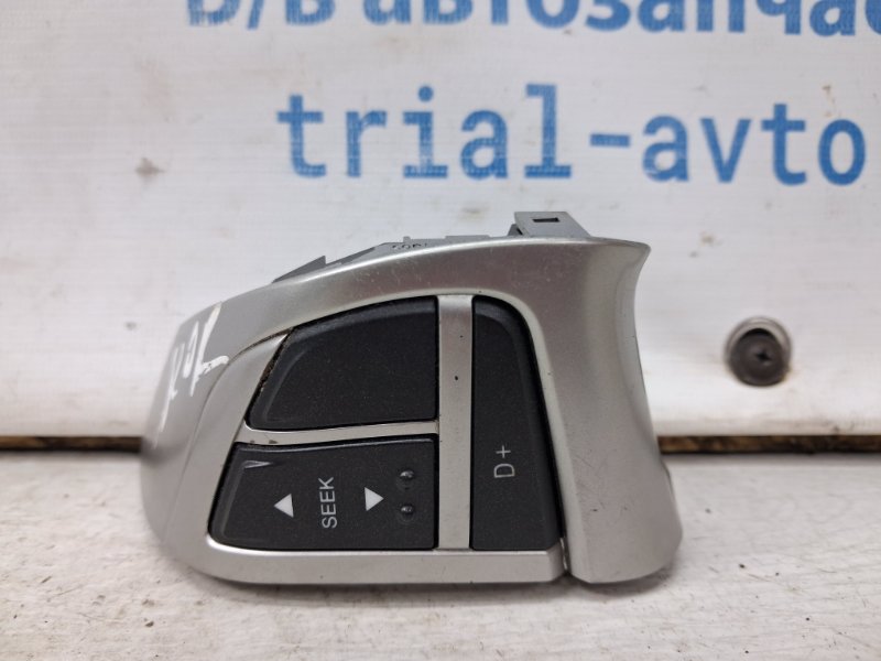 Кнопки руля SsangYong Korando 2010-2019 C200 2.0 diesel D20Dt 8915034051HDV Б/У