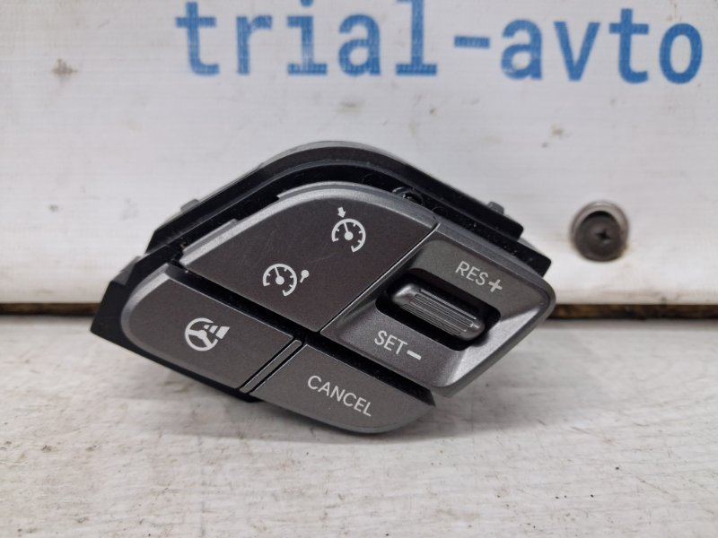 Кнопки руля Hyundai Santa fe 2012-2019 DM 2.2 diesel D4HB 967402W500RYN Б/У