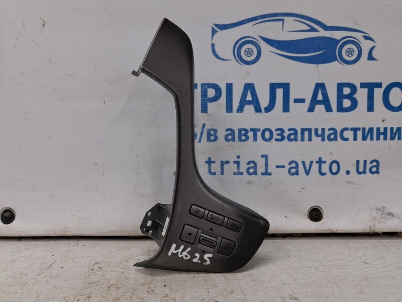 Кнопки руля Mazda 6 2007-2013 GH 2.5 бензин L5-VE GS1D664M0D Б/У