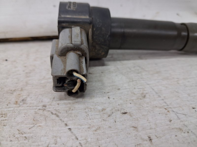 Катушка зажигания Outlander 2003-2006 cu 2.4 бензин 4G69