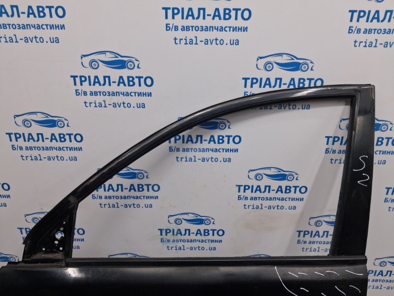 Дверь передняя левая Mitsubishi L200 KB 2.5 Diesel 4D56