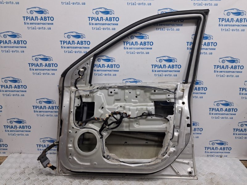 Дверь передняя правая Sorento 2002-2011 BL 2.5 diesel D4CB
