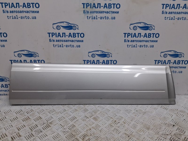 Накладка двери передняя левая Kia Sorento 2002-2011 BL 2.5 diesel D4CB 877313E500 Б/У