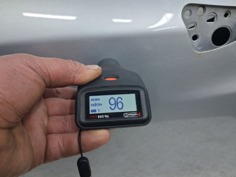 Дверь передняя правая 6 2012- GJ 2.2 diesel