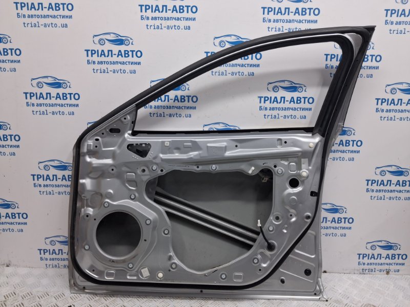 Дверь передняя правая 6 2012- GJ 2.2 diesel