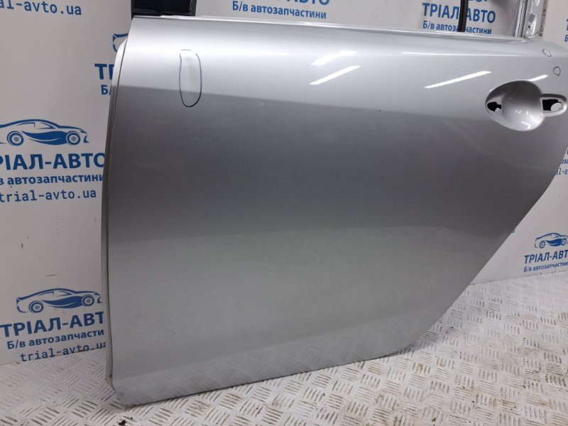 Дверь задняя левая 6 2012- GJ 2.2 diesel