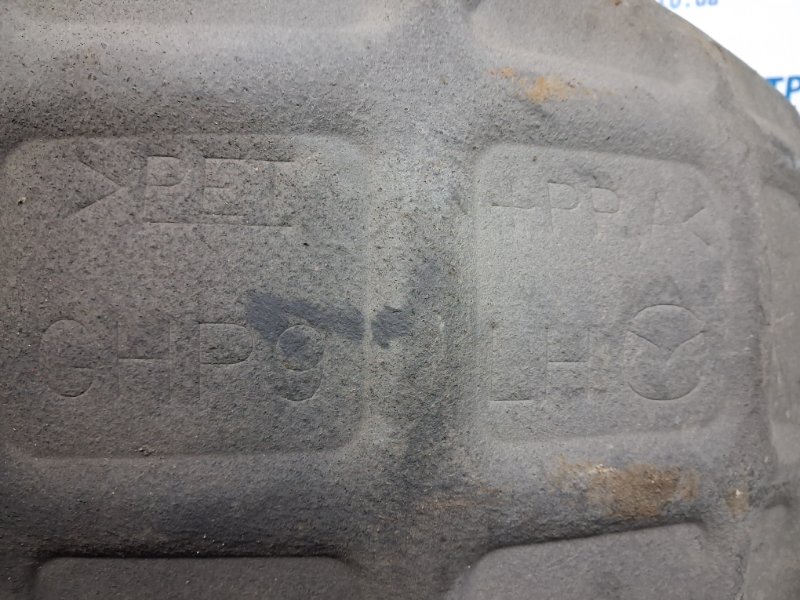 Подкрылок задний левый 6 2012- GJ 2.2 diesel