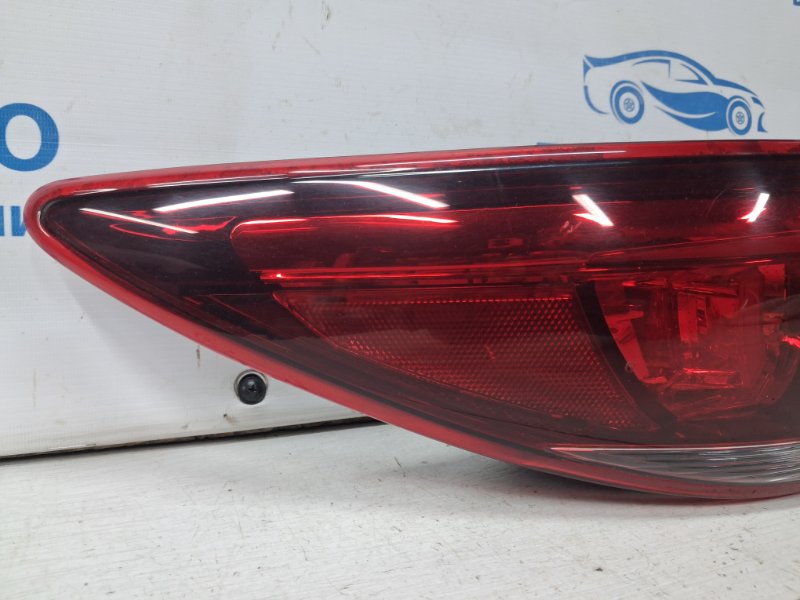 Фонарь задний внешний левый 6 2012- GJ 2.2 diesel