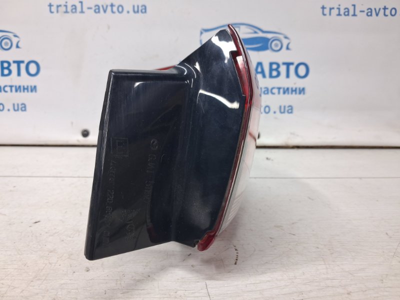 Фонарь задний внешний правый 6 2012- GJ 2.2 diesel