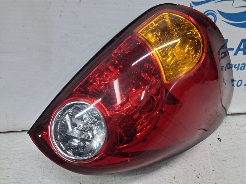 Фонарь задний внешний правый Mitsubishi L200 KB 2.5 Diesel 4D56