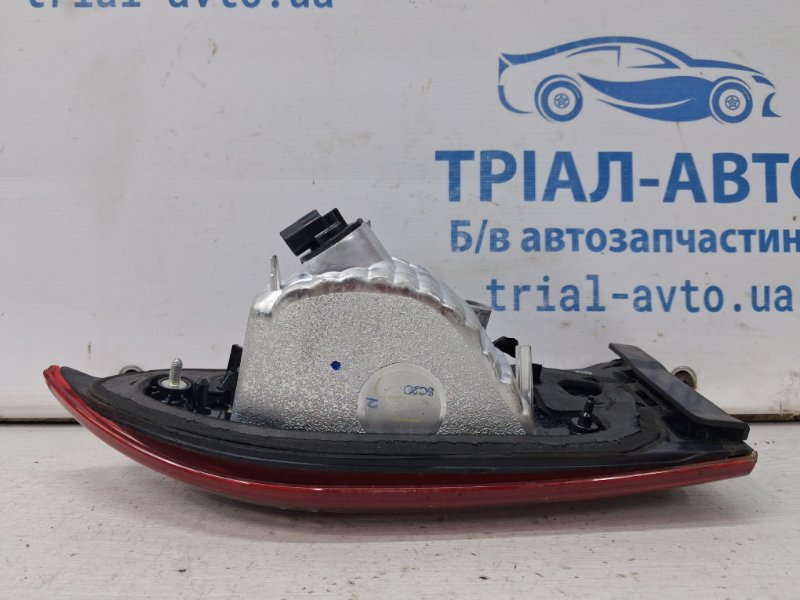Фонарь задний внутренний левый 6 2012- GJ 2.2 diesel