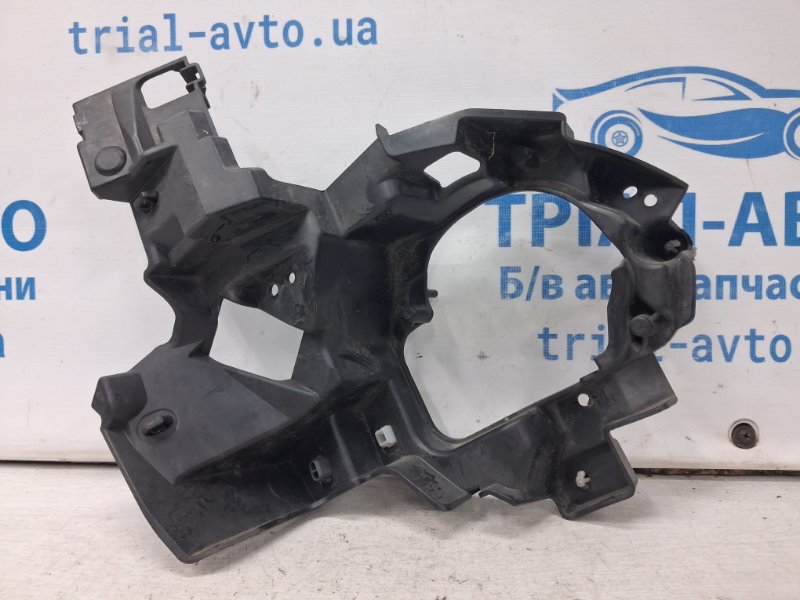 Решетка переднего бампера левая 6 2012- GJ 2.2 diesel