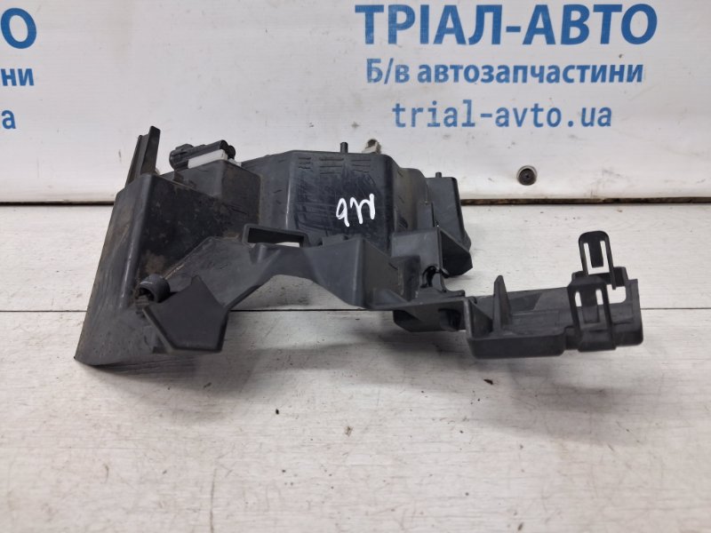 Решетка переднего бампера левая Mazda 6 GJ 2.2 diesel