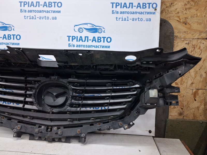 Решетка радиатора 6 2012- GJ 2.2 diesel