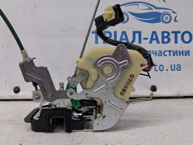 Замок двери передний левый Sorento 2002-2011 BL 2.5 diesel D4CB