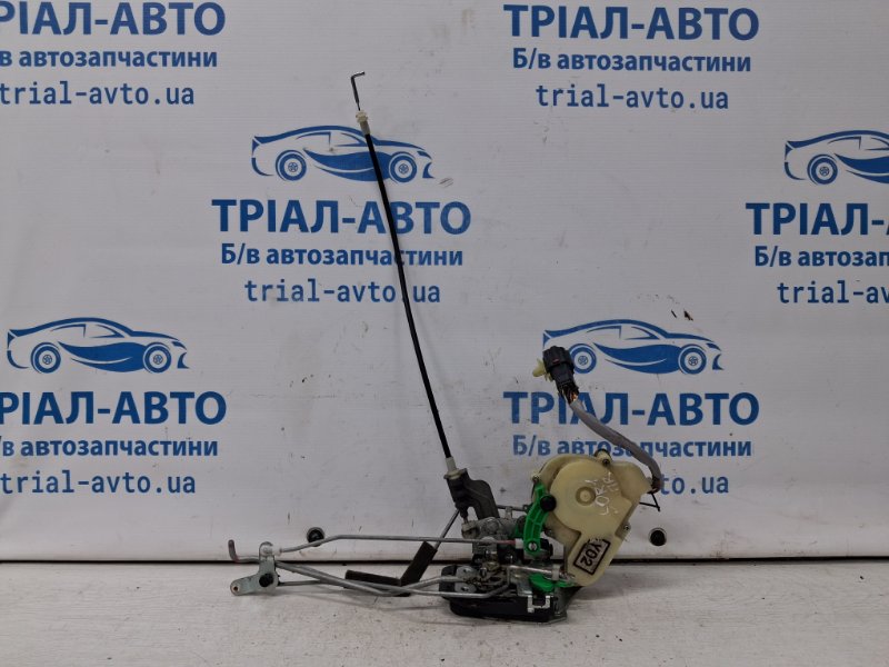 Замок двери передний правый Kia Sorento 2002-2011 BL 2.5 diesel D4CB 813203E010 Б/У