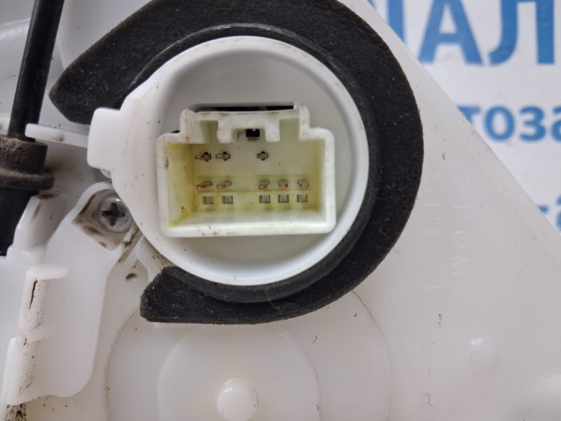 Замок двери передний правый 6 2012- GJ 2.2 diesel