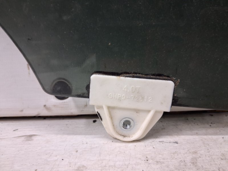 Стекло двери заднее правое 6 2012- GJ 2.2 diesel