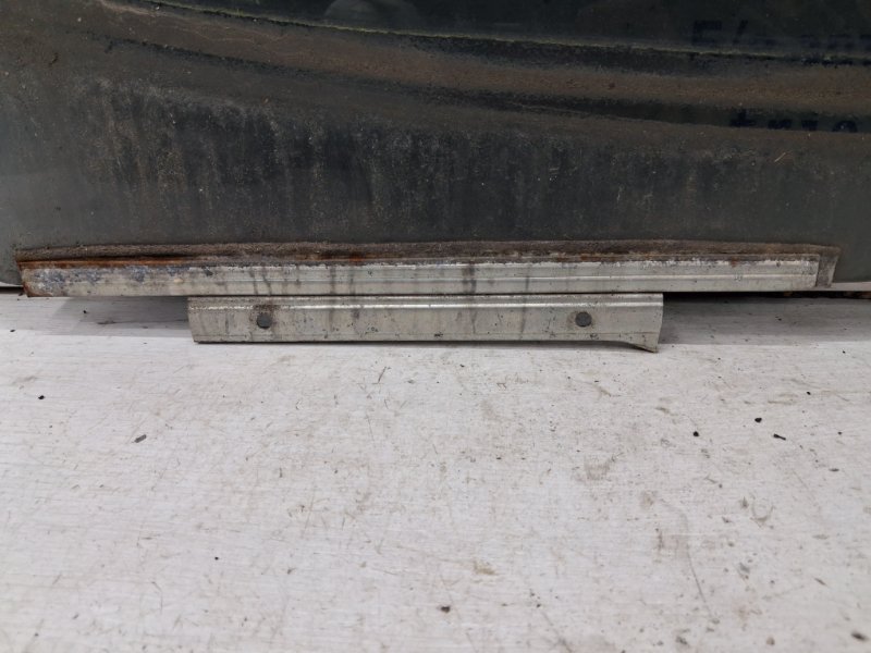 Стекло двери заднее правое L200 2006-2015 KB 2.5 Diesel 4D56