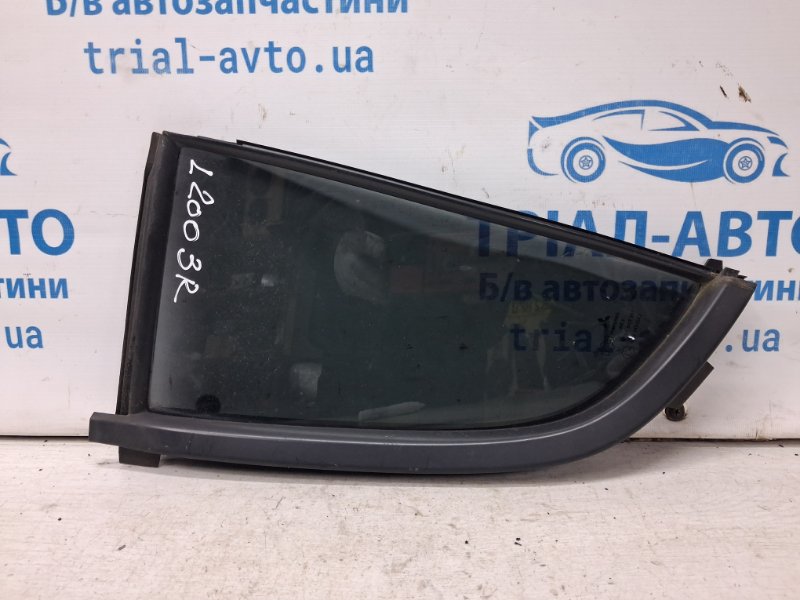 Стекло двери задней правой (форточка) Mitsubishi L200 2006-2015 KB 2.5 Diesel 4D56 MN136794 Б/У