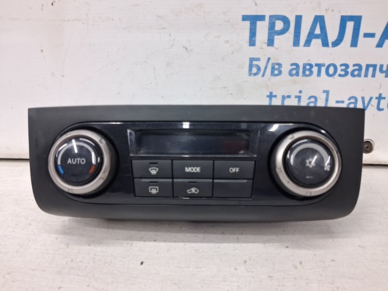 Блок управления климат-контролем Mitsubishi Pajero Wagon 2006-2022 4 3.2 Дизель 4M41 7820A139XA Б/У