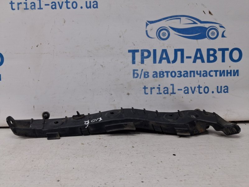 Кронштейн бампера задний правый Korando 2010-2019 C200 2.0 diesel D20Dt Кронштейн бампера задний правый Korando 2010-2019 C200 2.0 diesel D20Dt