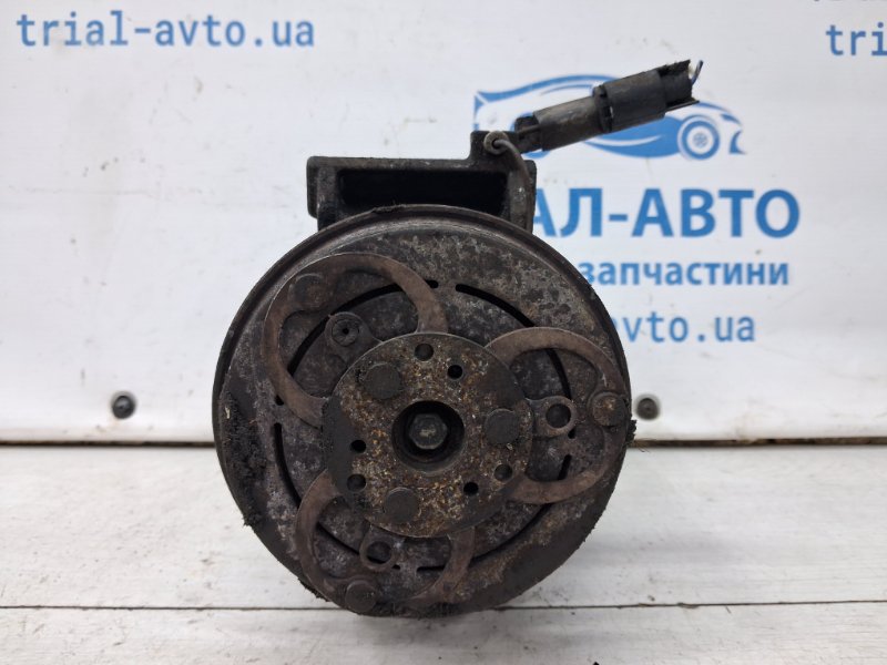 Компрессор кондиционера L200 2006-2015 KB 2.5 Diesel 4D56