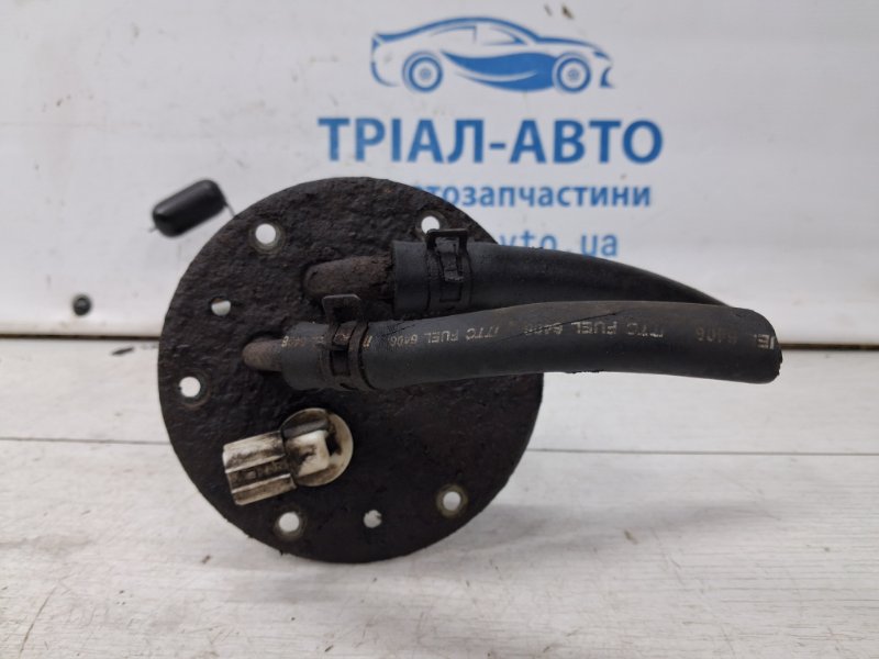Датчик уровня топлива в бак Mitsubishi L200 KB 2.5 Diesel 4D56