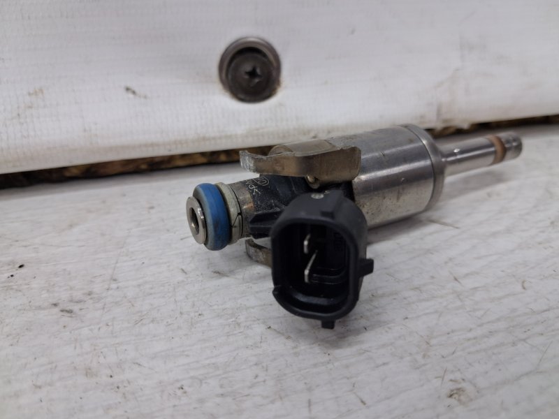 Форсунка топливная Juke 2010-2019 F15 1.6 turbo MR16DDT