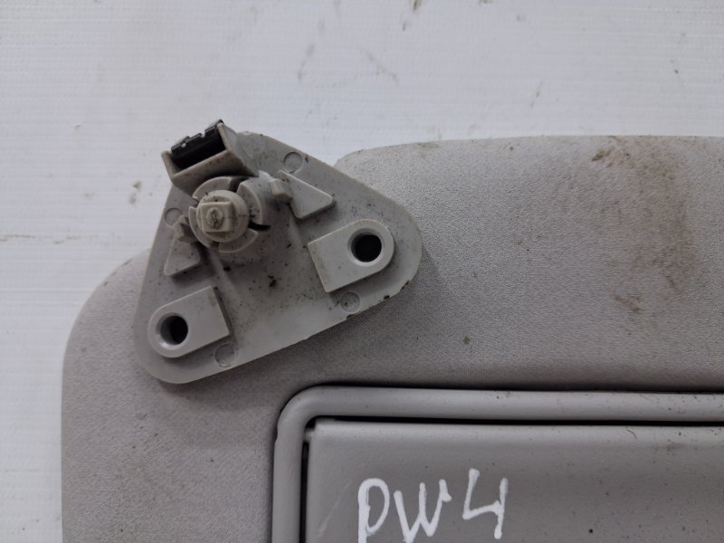 Козырек солнцезащитный левый Pajero Wagon 2006-2022 4 3.2 Дизель 4M41