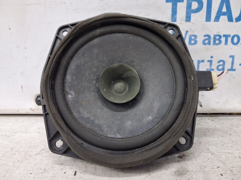 Динамик двери Mitsubishi Outlander 2003-2006 cu 2.4 бензин 4G69 MR306819 Б/У