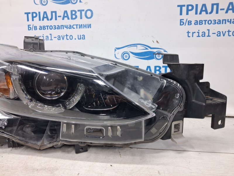 Фара правая галоген Mazda 6 GJ 2.2 diesel
