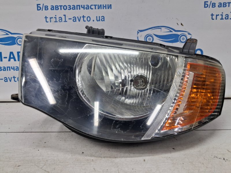 Фара левая галоген L200 2006-2015 KB 2.5 Diesel 4D56