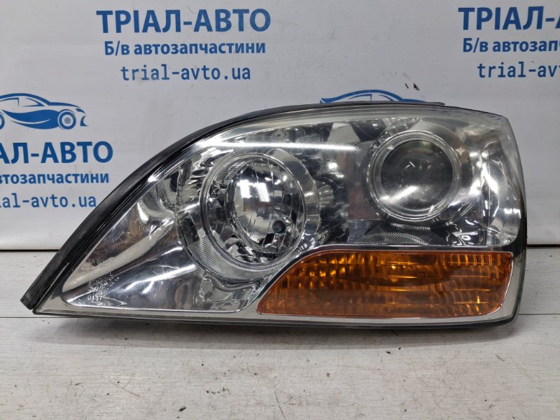 Фара левая галоген Kia Sorento 2002-2011 BL 2.5 diesel D4CB 921013E510 Б/У