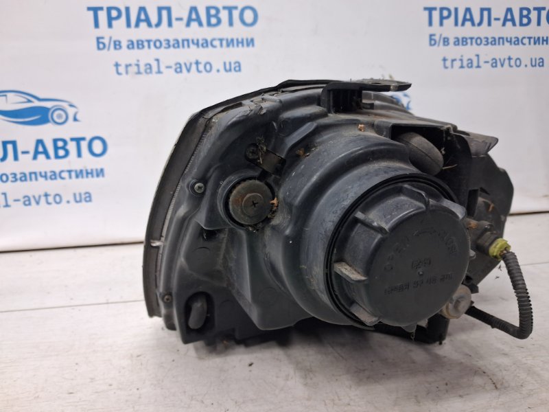 Фара левая галоген Sorento 2002-2011 BL 2.5 diesel D4CB