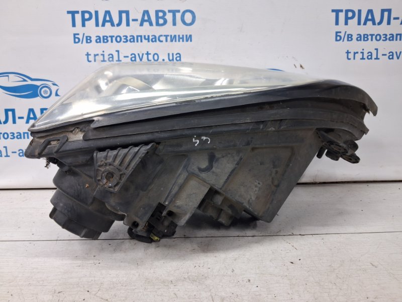 Фара левая галоген Sorento 2002-2011 BL 2.5 diesel D4CB