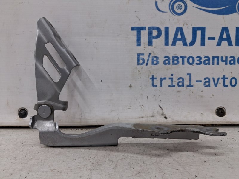 Петля капота левая Mazda 6 2012- GJ 2.2 diesel GHP9-52-420B Б/У